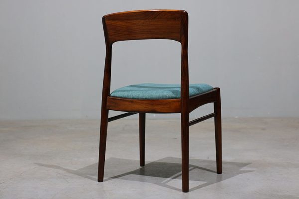 conjunto de 6 cadeiras Henning Kjaernulf em pau santo