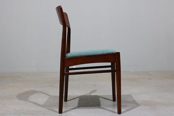 conjunto de 6 cadeiras Henning Kjaernulf em pau santo